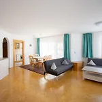 Apartment Haus Kristina *